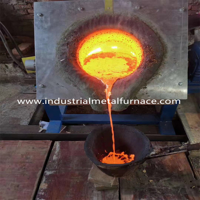 Forno ad induzione industriale per media frequenza della grafite 25KG per la fusione d'acciaio del ghisa